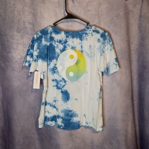 NWT T&B Tie Dye Blue Bliss Yin Yang Tee
